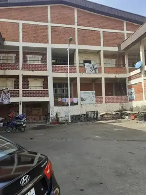 Shop Measuring 9sqm at Kaura Modern Market for Sale
