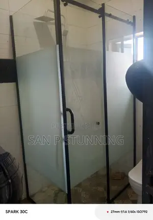 Black Accessories/Frosted Shower Cubicle