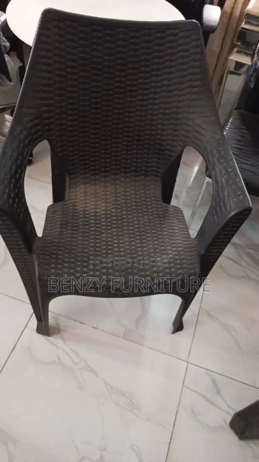 Quality Design Bamboo Brown Chair.