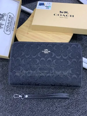 Top Quality Luxury Men's Bags Ferragamo Well Branded Package