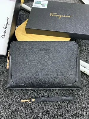 Photo - Top Quality Luxury Men's Bags Ferragamo Well Branded Package