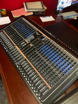 Infinity Hse 2404 24channels Professional Mixer