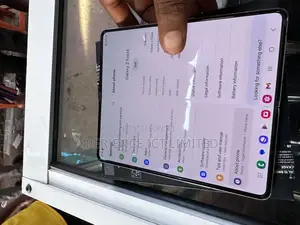 Samsung Galaxy Z Fold4 256 GB Gold