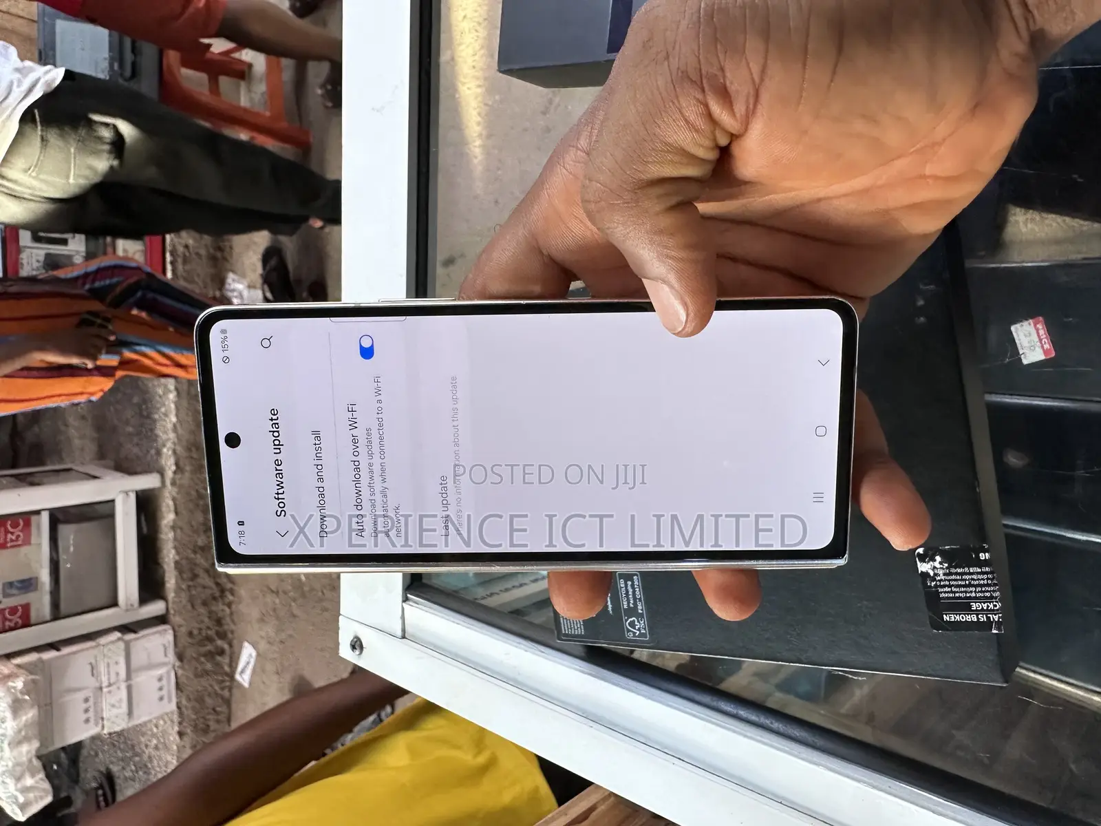 Samsung Galaxy Z Fold4 256 GB Gold
