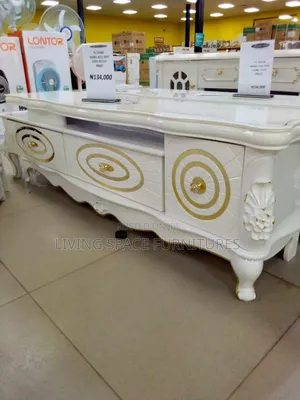 Newly Royal Glass Top Tv Stand
