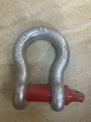 9.5ton Bow Shackle