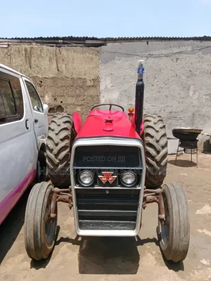 Massey Ferguson Tractor 2000 Model