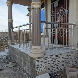 Lumina Stainless Railing