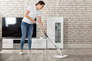 Spray Mop for Floor Cleaning,With a Refillable Spray Bottle