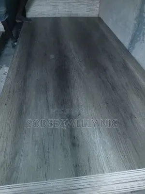Grey Board