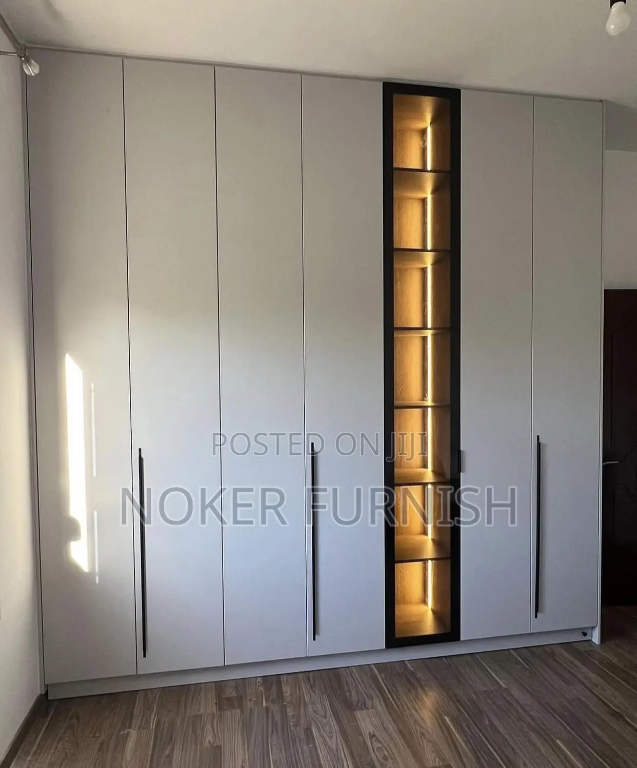 Standing Wardrobes