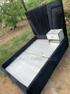 Bedframe Is Available for Instantly Pick