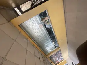 Shop to Let