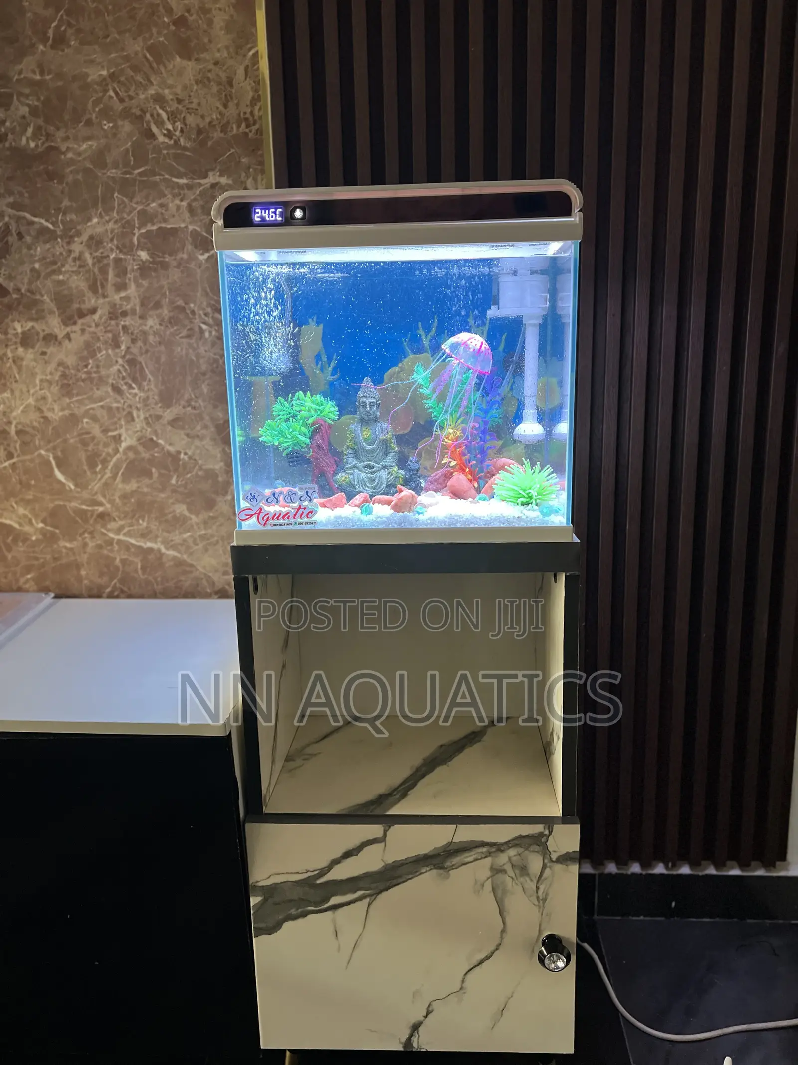 22 Litters Aquarium With Stand