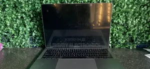 Laptop Apple MacBook Pro 2017 8GB Intel Core I5 SSD 128GB