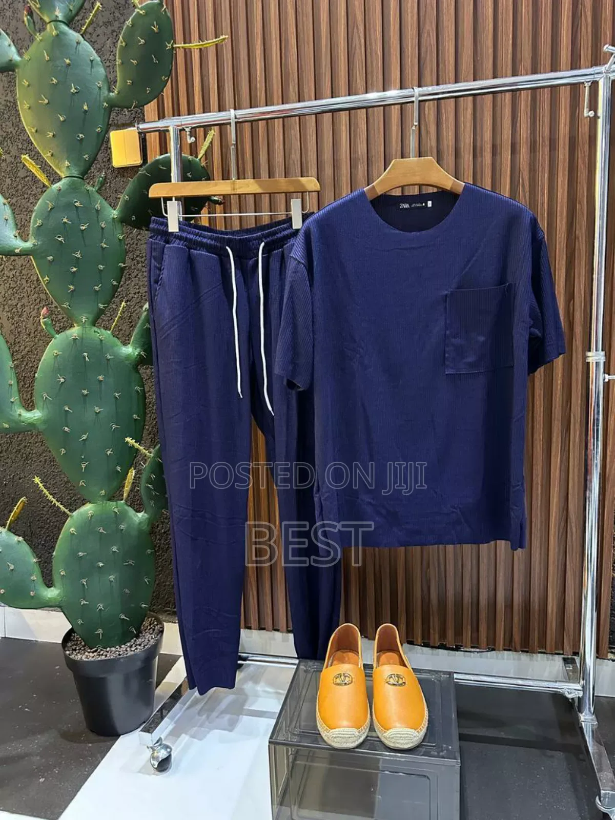 Up Down Luxury Wears