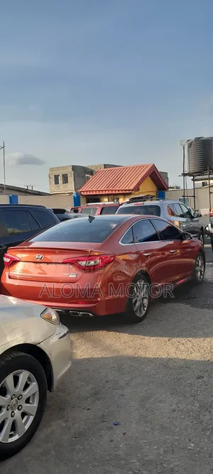 Hyundai Sonata Sport 2.0T 4dr Sedan (2.0L 4cyl Turbo 6A) 2015