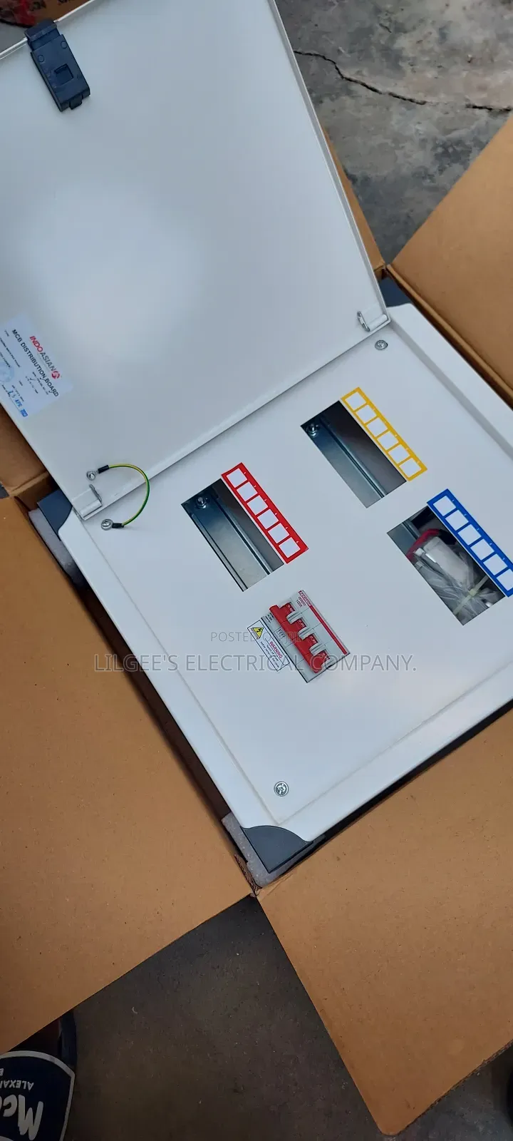 Original Indoasian D6 3 Phase Distribution Board