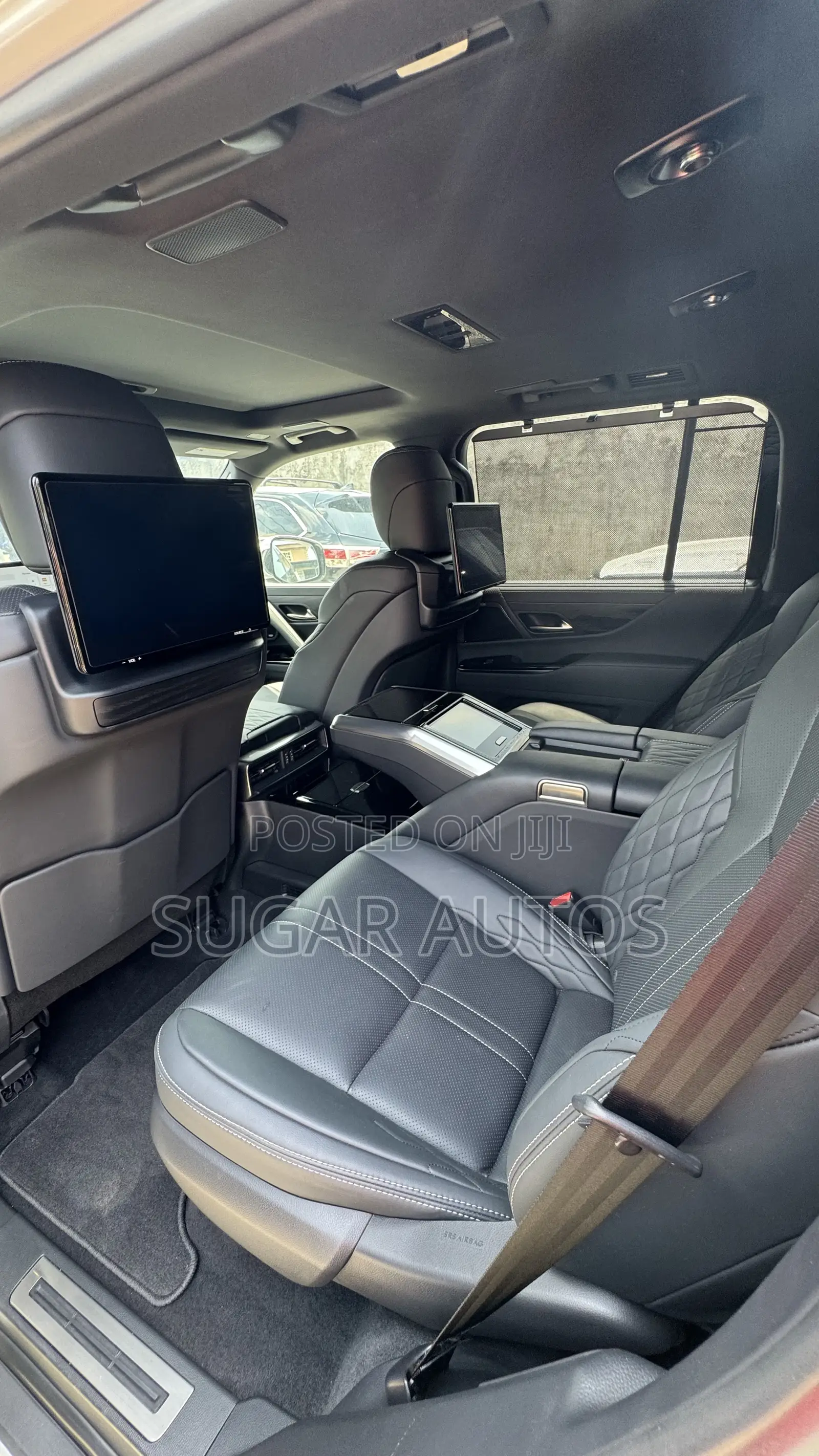 Lexus LX 2023 White