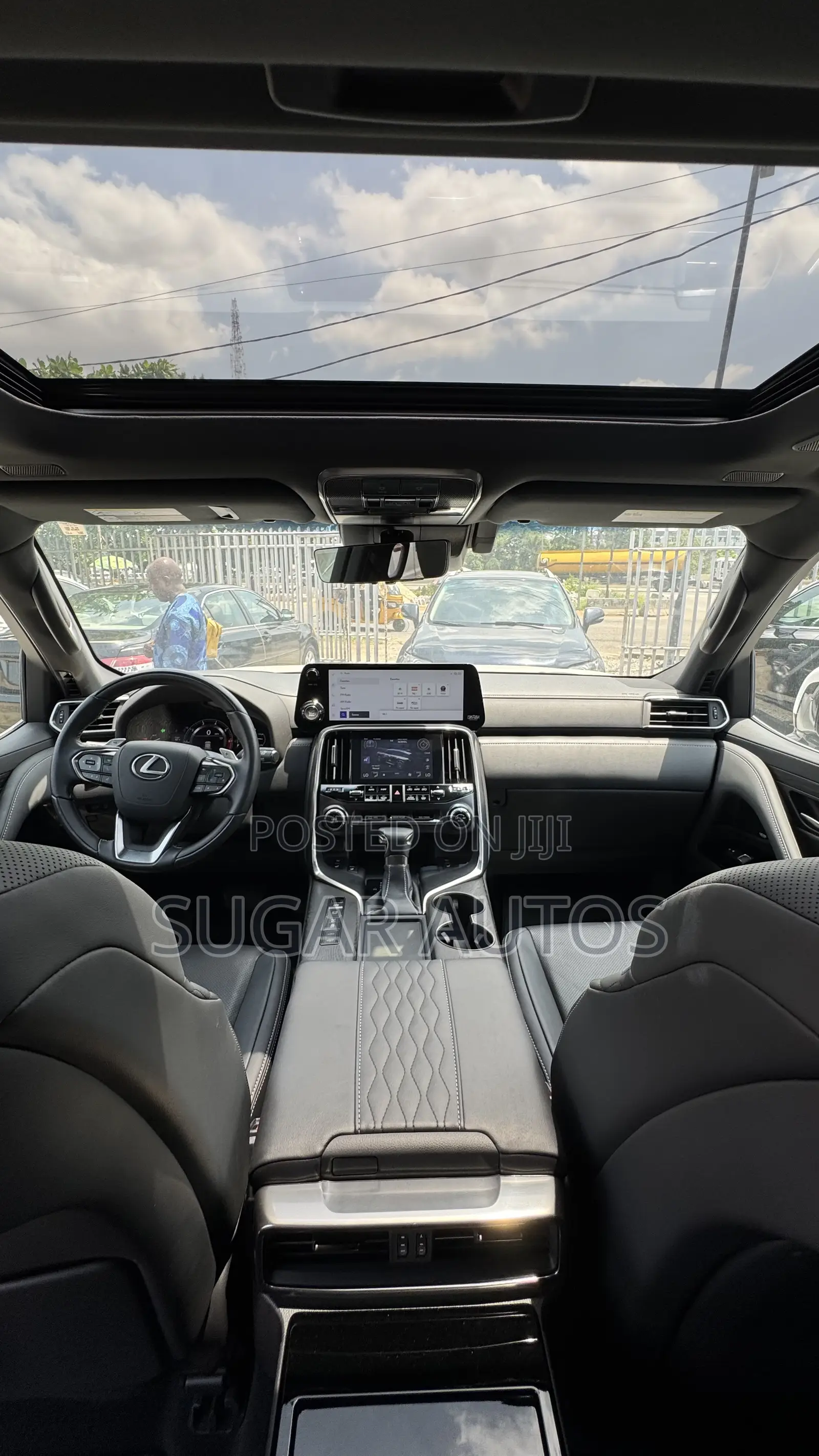Lexus LX 2023 White