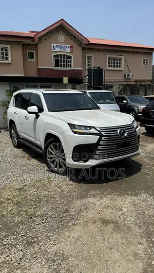Lexus LX 2023 White