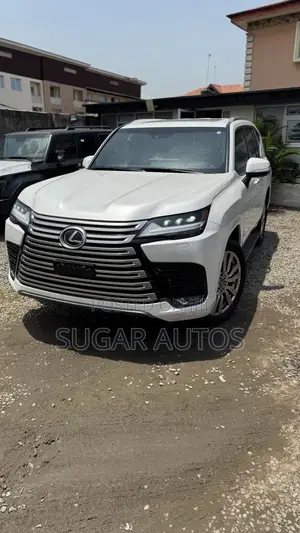 Lexus LX 2023 White