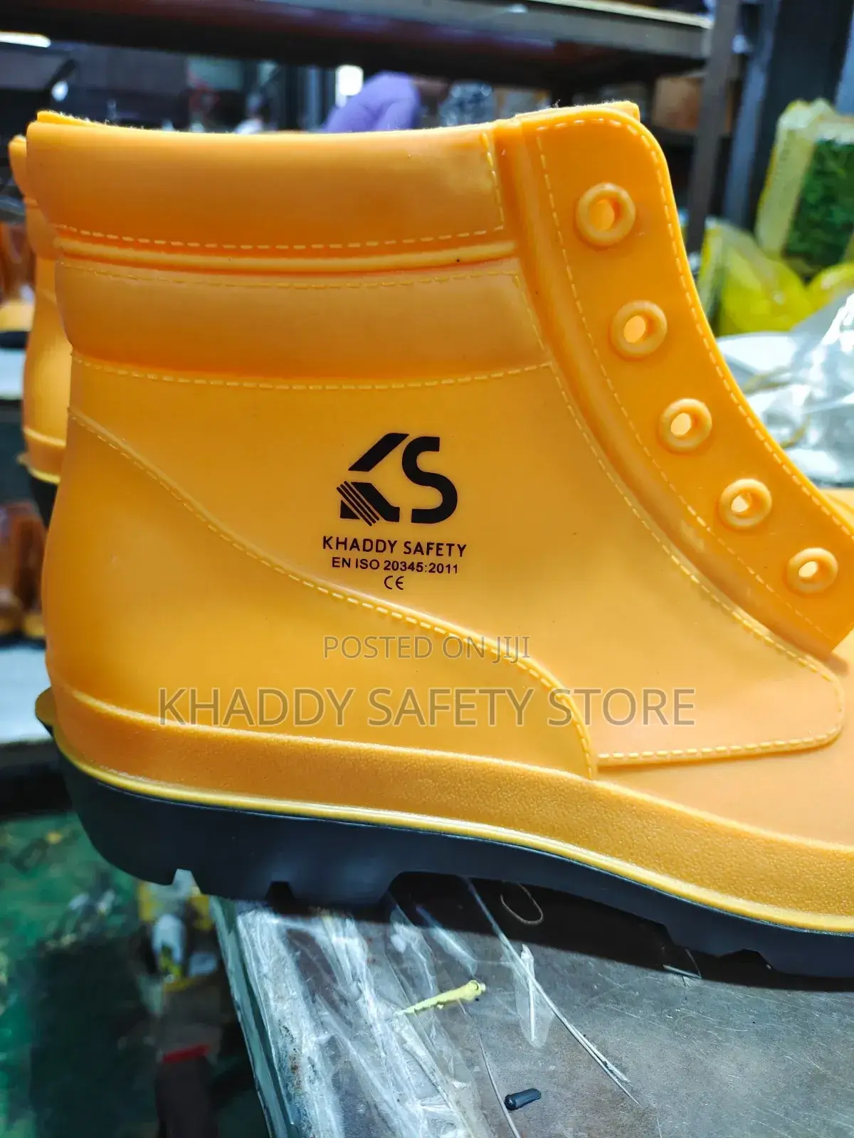 Short Safety Rainboot(Yellow)