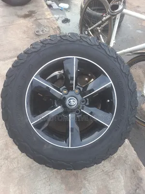 Toyota Tacoma Rim and Tyres