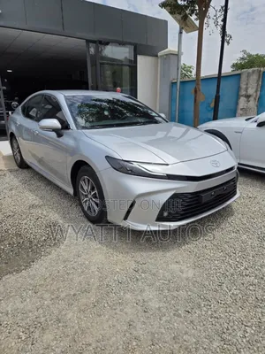 New Toyota Camry XSE 2025 Silver