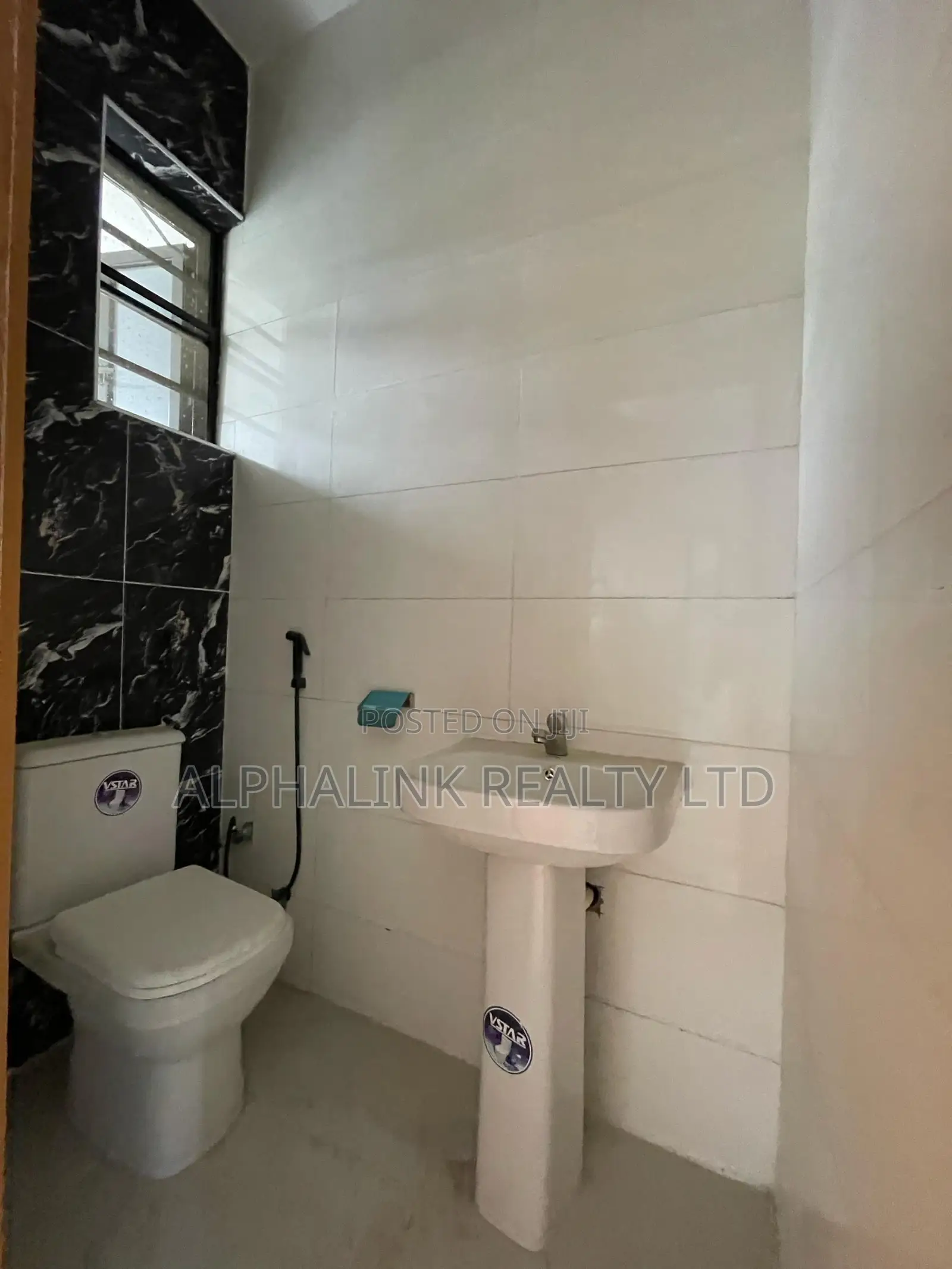 Furnished 2bdrm Apartment in Lekki Expressway for sale