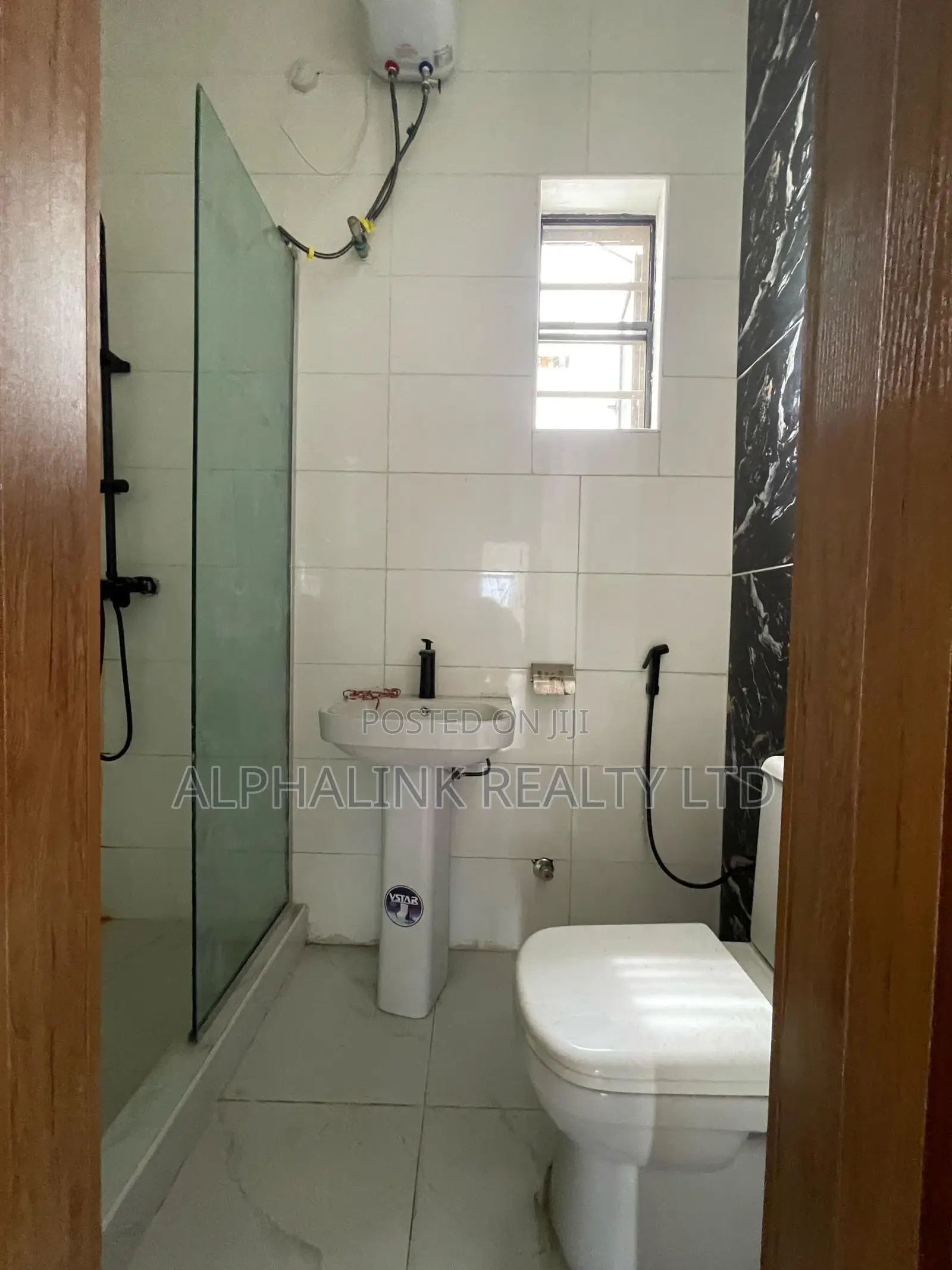 Furnished 2bdrm Apartment in Lekki Expressway for sale