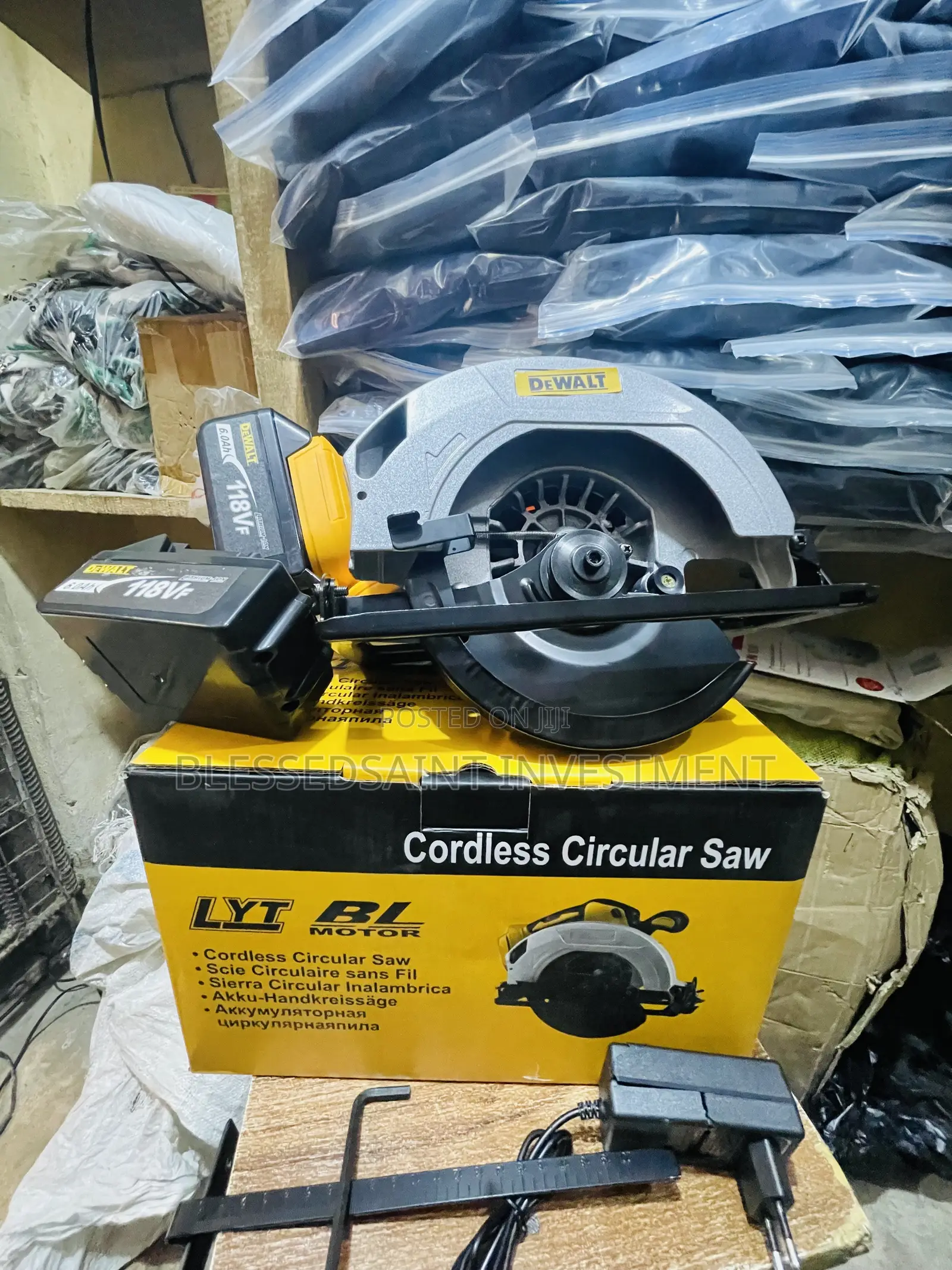 Dewalt Cordless 7” Circular Saw Machine 118volts