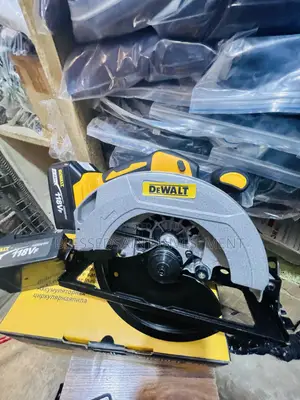 Dewalt Cordless 7” Circular Saw Machine 118volts
