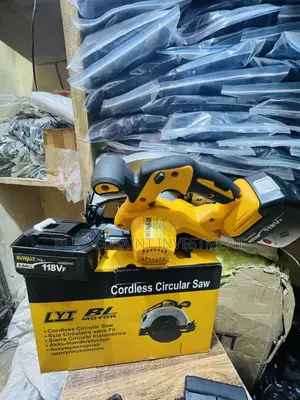 Dewalt Cordless 7” Circular Saw Machine 118volts