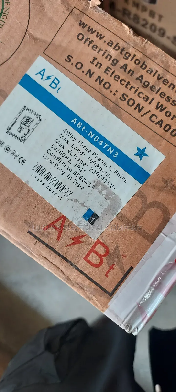 A&Bt D4 3 Phase Distribution Board