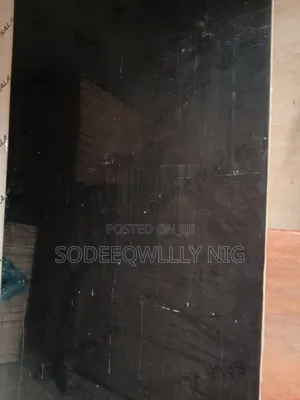 Black Glossy Board