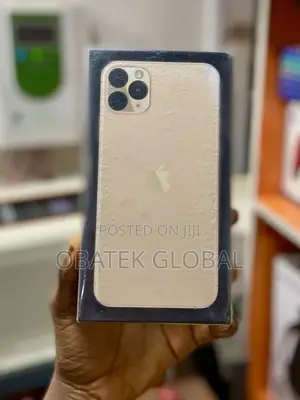New Apple iPhone 11 Pro Max 256 GB Gold