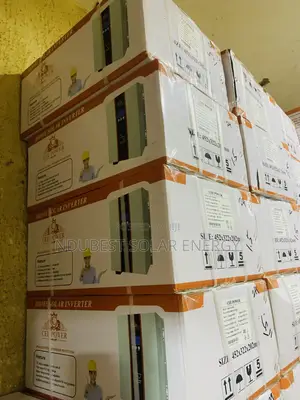 2.5kva 24v Hybrid Solar Cee Power Inverter