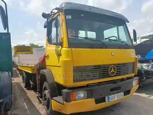 Mercedes Benz 1317 Hiab Truck