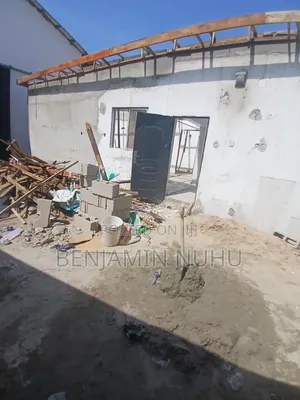 A Massive Warehouse Facing Lekki-Epe Expressway for Lease