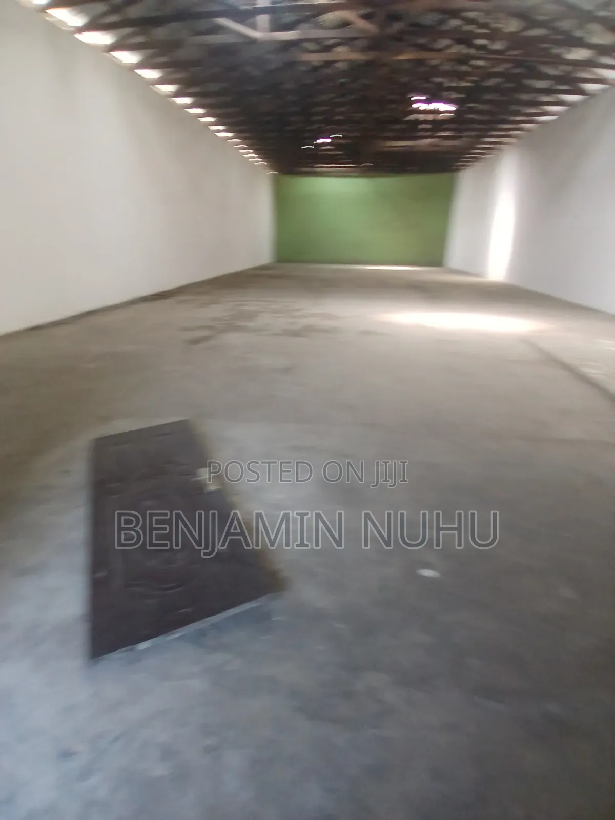 A Massive Warehouse Facing Lekki-Epe Expressway for Lease