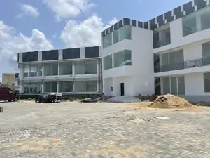100 SQM Space for Rent at Lekki Scheme2