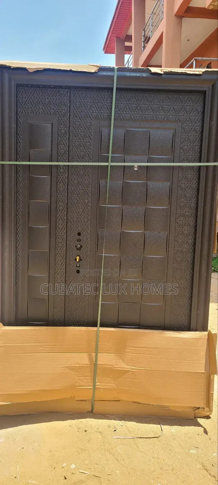 4ft Black Door