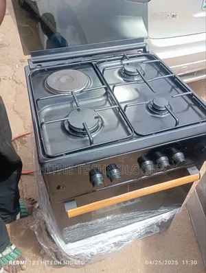 Neatly Used Standing Gas Cooker