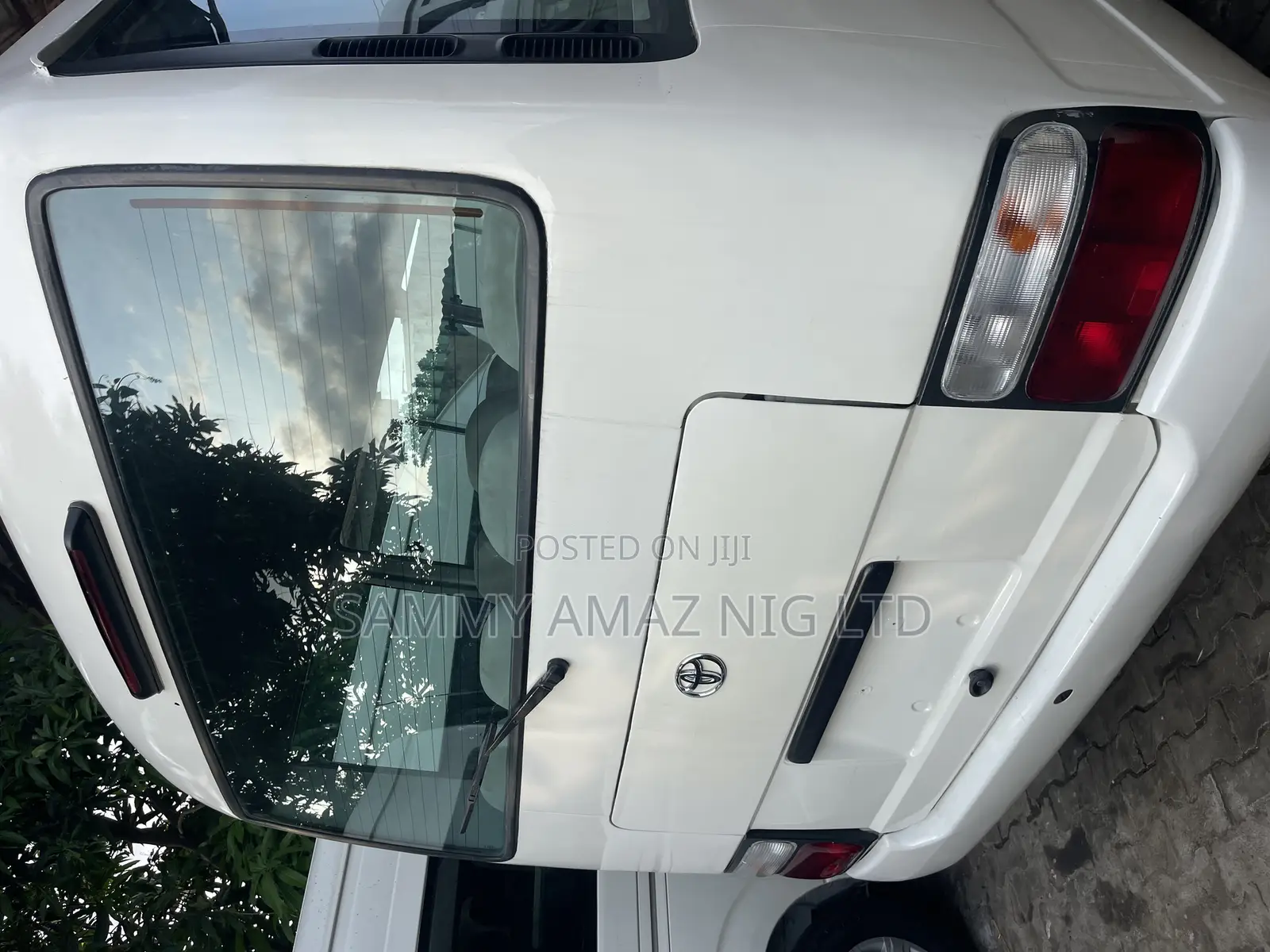 Toyota Coaster 2013 White