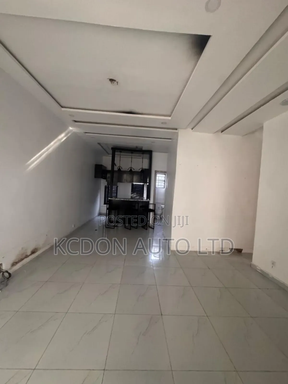 1bdrm Room & Parlour in Royal Pine, Chevron for rent