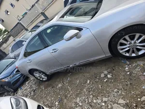 Lexus ES 350 2010 Silver