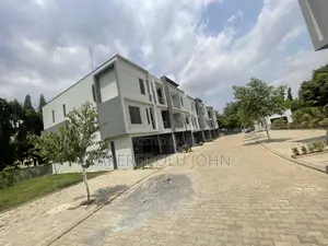 4bdrm Townhouse / Terrace in Asokoro for rent