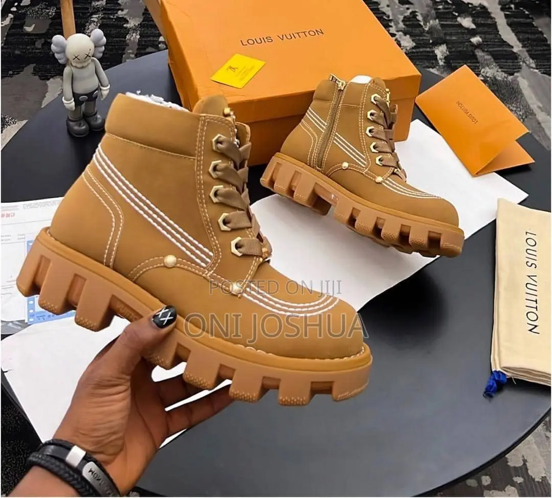 Louis Vuitton Sneakers