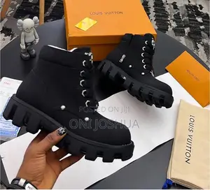 Louis Vuitton Sneakers